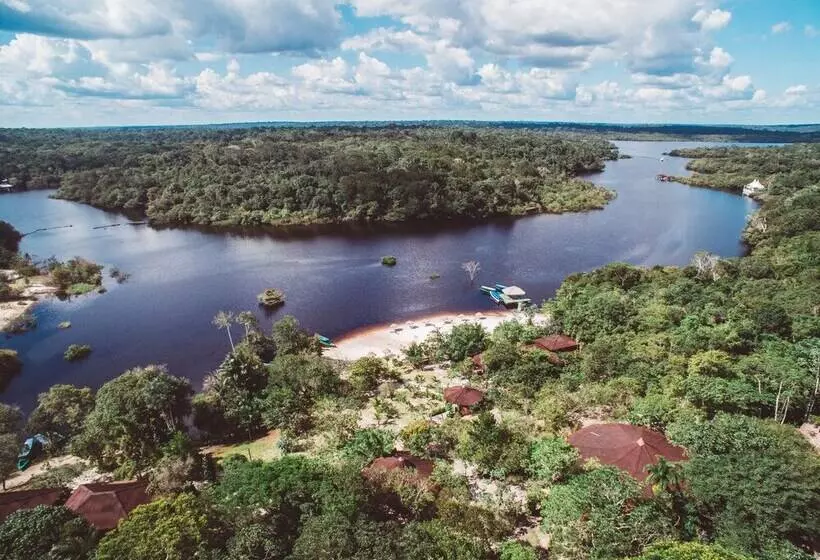 בית מלון כפרי Amazon Ecopark Jungle Lodge