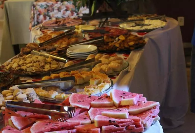 בית מלון כפרי Amazon Ecopark Jungle Lodge