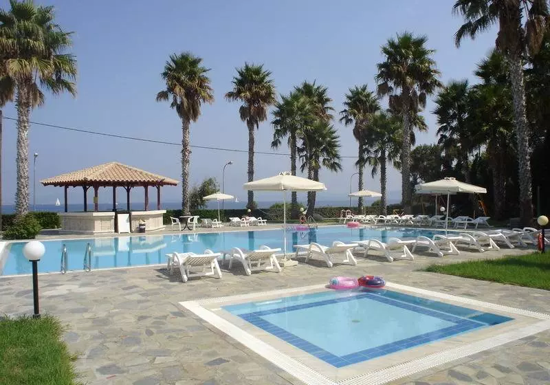 Andromeda Hotel Apartments