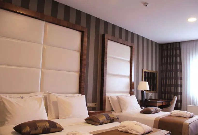 ホテル Manesol Fuar Beylikdüzü