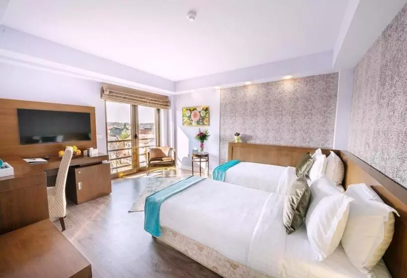 בית מלון כפרי Phoenicia Comfort