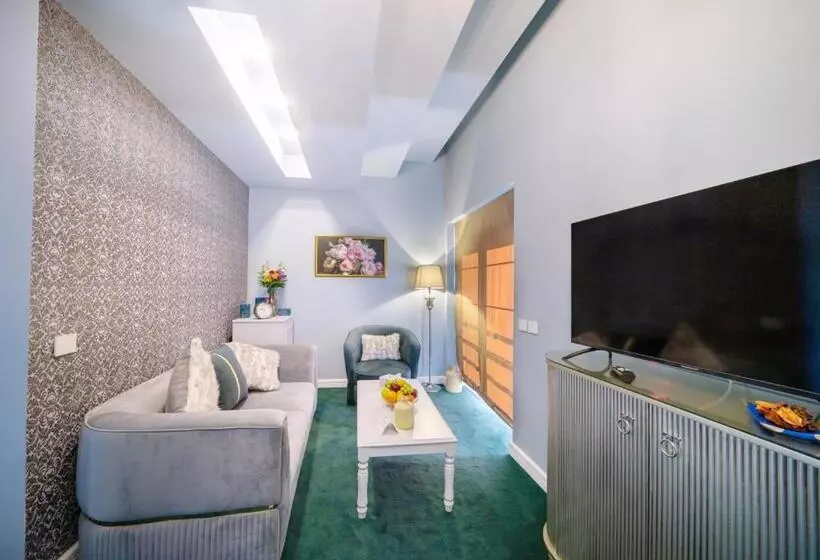 בית מלון כפרי Phoenicia Comfort