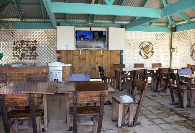 Отель Seaspray Beach Holiday Park