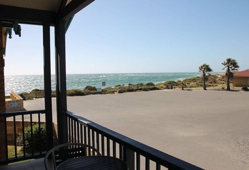 酒店 Seaspray Beach Holiday Park