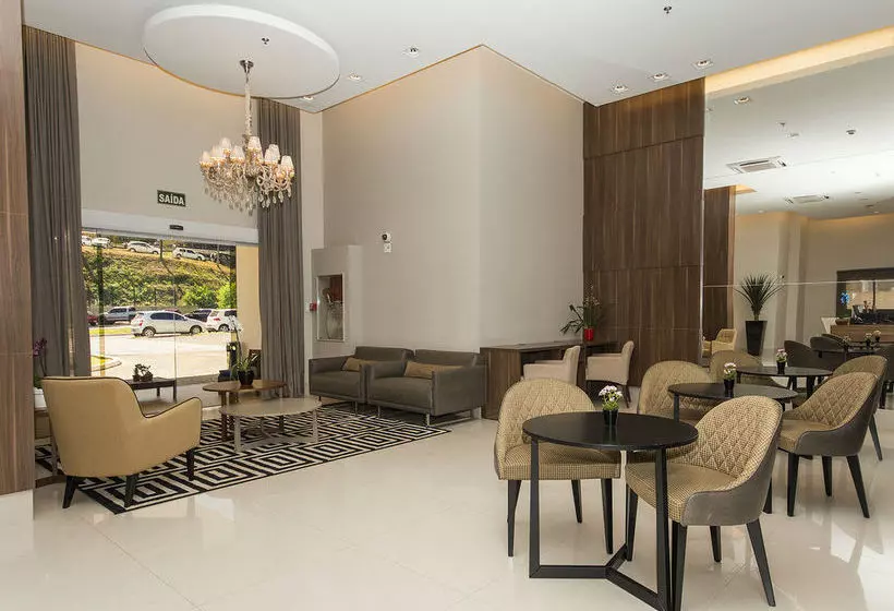 ホテル Comfort  Cuiabá