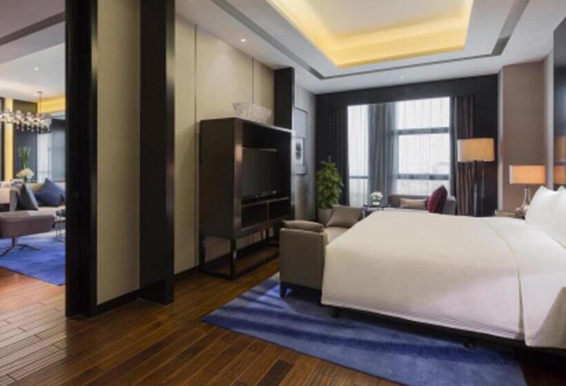Otel Wanda Realm Wuhan
