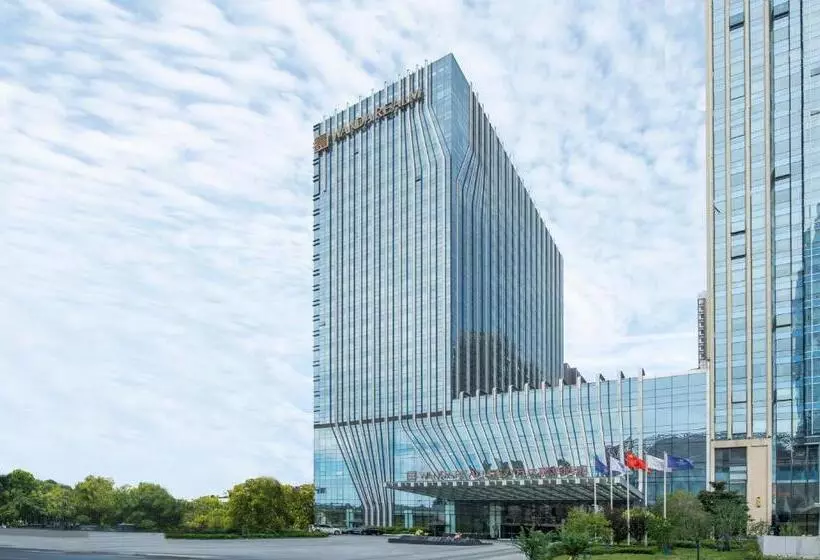 Szálloda Wanda Realm Wuhan