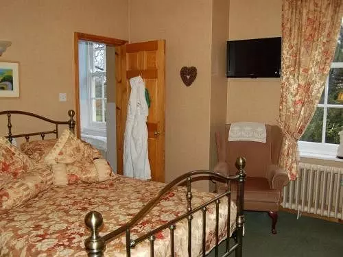 The Wold Cottage  B&b