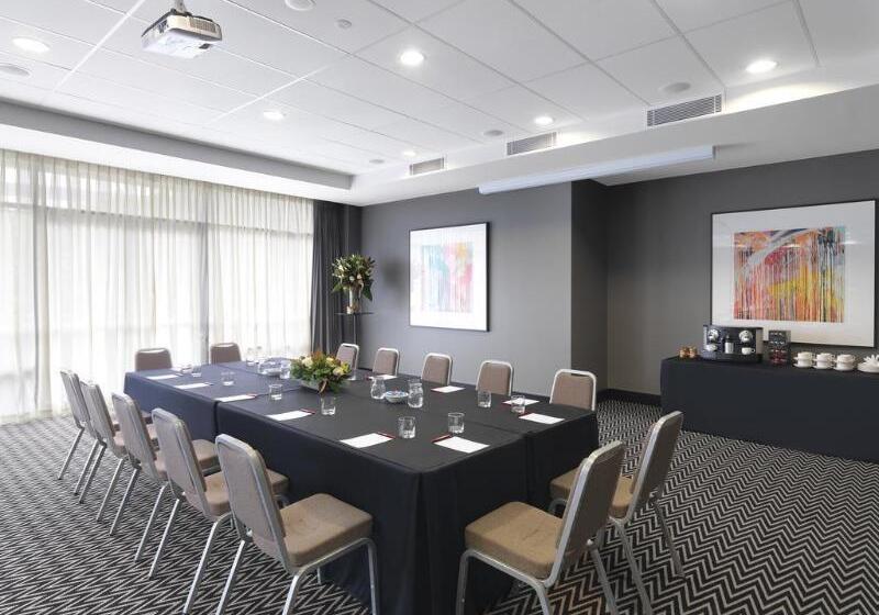 Adina Apartment Hotel Sydney Airport