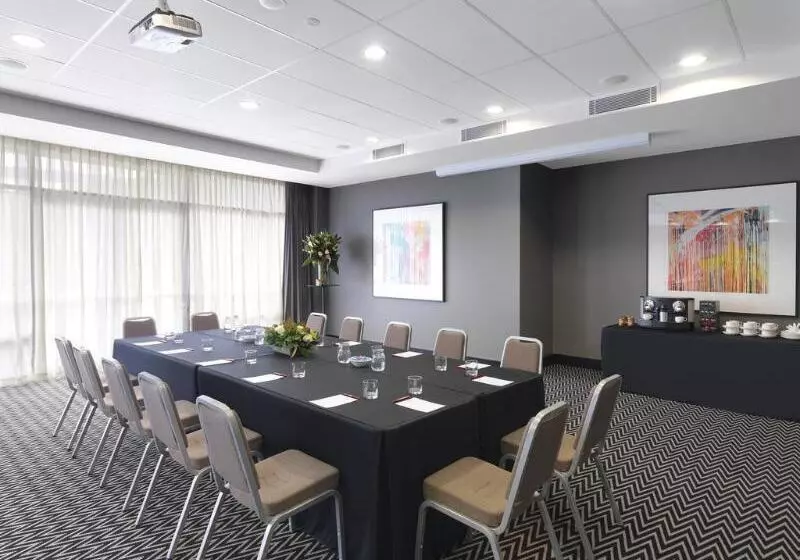 Adina Apartment Hotel Sydney Airport