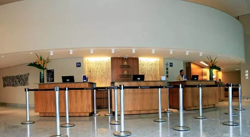 هتل Beach Class Convention By Hom Antigo Bristol Recife