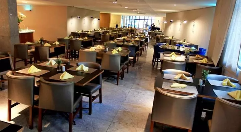 هتل Beach Class Convention By Hom Antigo Bristol Recife