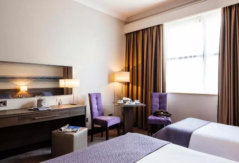 هتل Brandon House