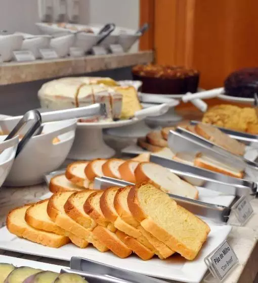 ホテル Caitá Hotéis