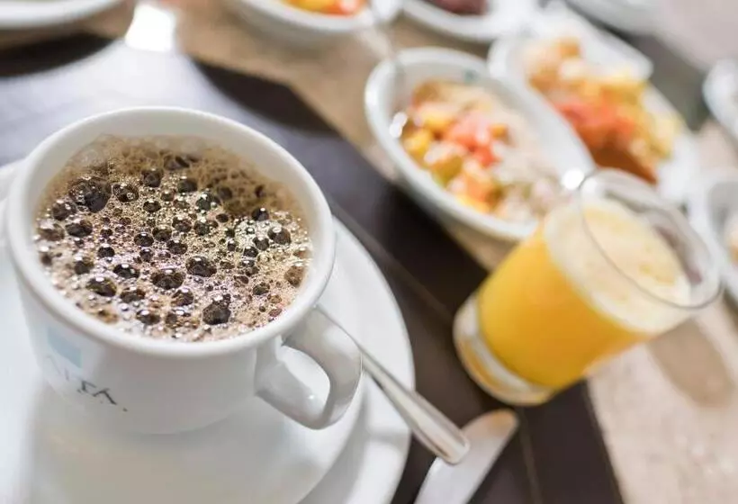 ホテル Caitá Hotéis