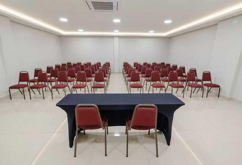 酒店 Caiua Express Umuarama