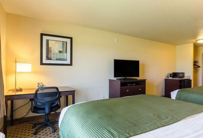 Hotel Cobblestone Inn & Suites  Cambridge