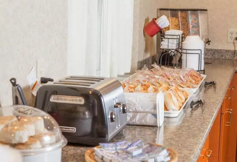 Hotelli Countryside Suites Lincoln I80