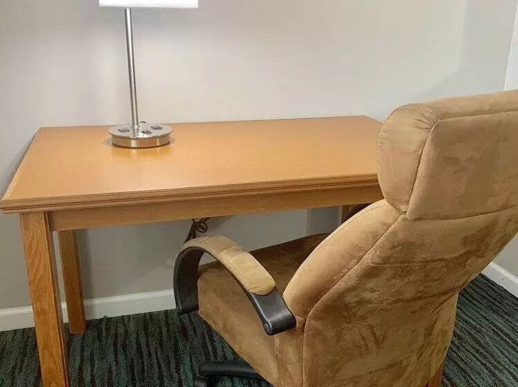 Hotelli Countryside Suites Lincoln I80