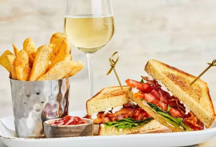 호텔 Courtyard By Marriott Jacksonville