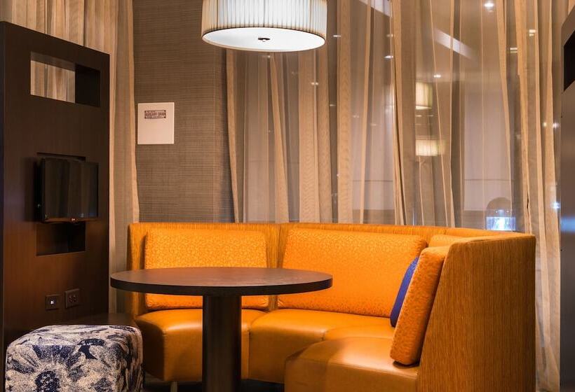 酒店 Courtyard By Marriott Jacksonville