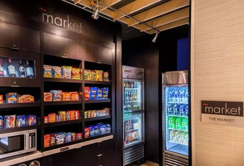 호텔 Courtyard By Marriott Jacksonville