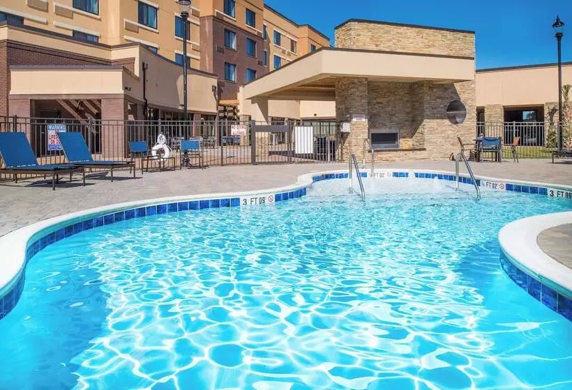 호텔 Courtyard By Marriott Jacksonville