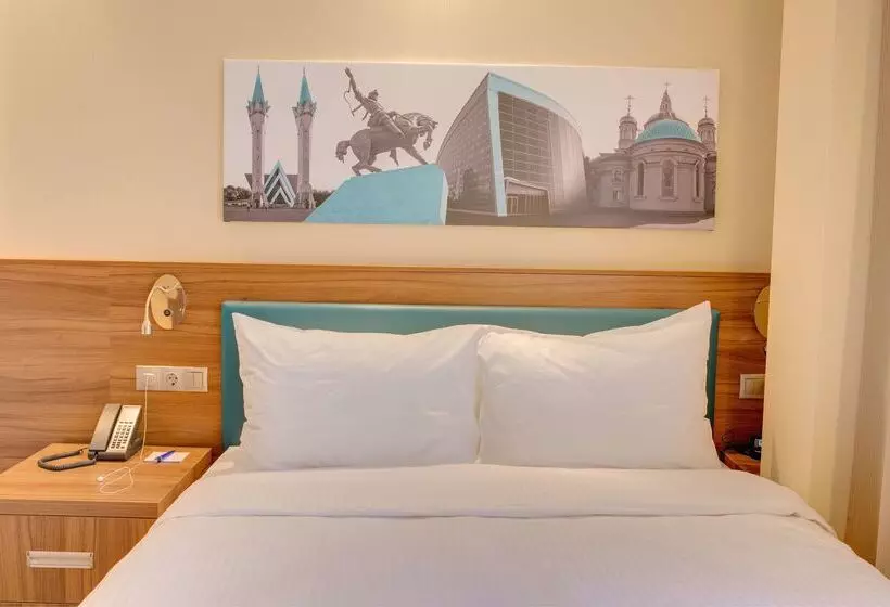 Отель Hampton By Hilton Ufa