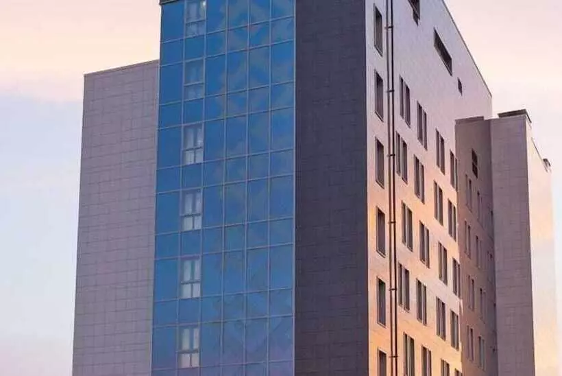 Отель Hampton By Hilton Ufa