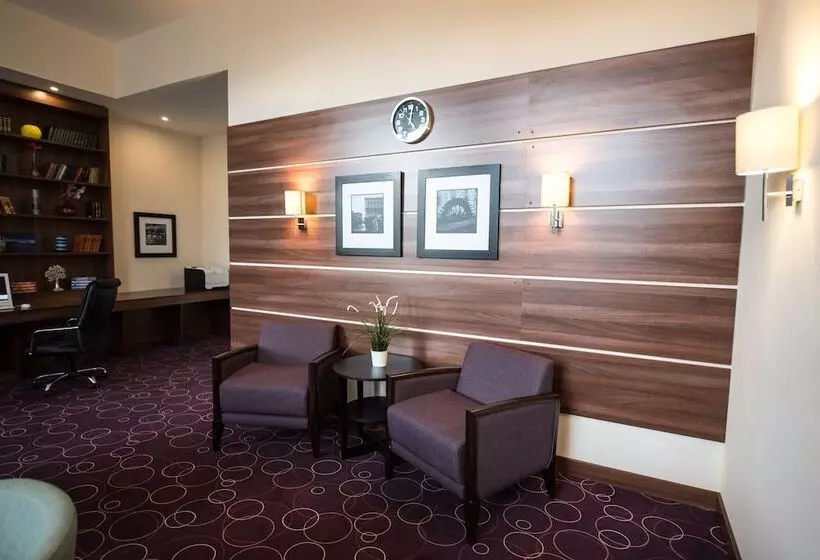 Отель Hampton By Hilton Ufa