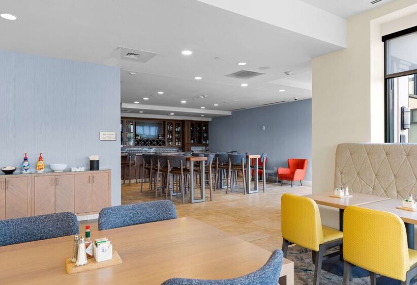 בית מלון כפרי Hilton Garden Inn Wallingford/meriden