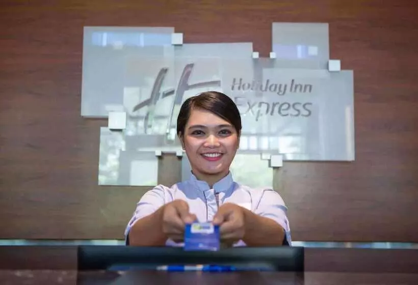 Hotel Holiday Inn Express Jakarta International Expo, An Ihg