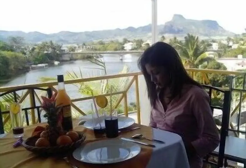 هتل Le Bamboo Guest House