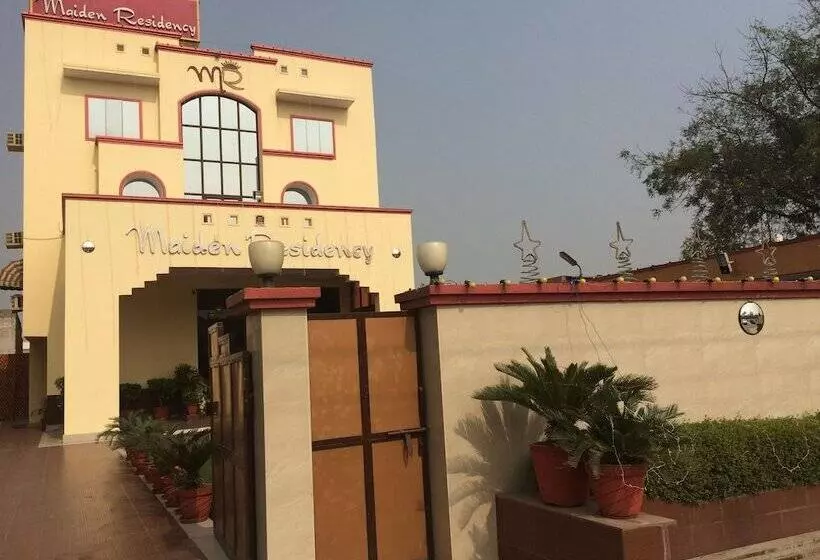 Hotel Maiden Residency