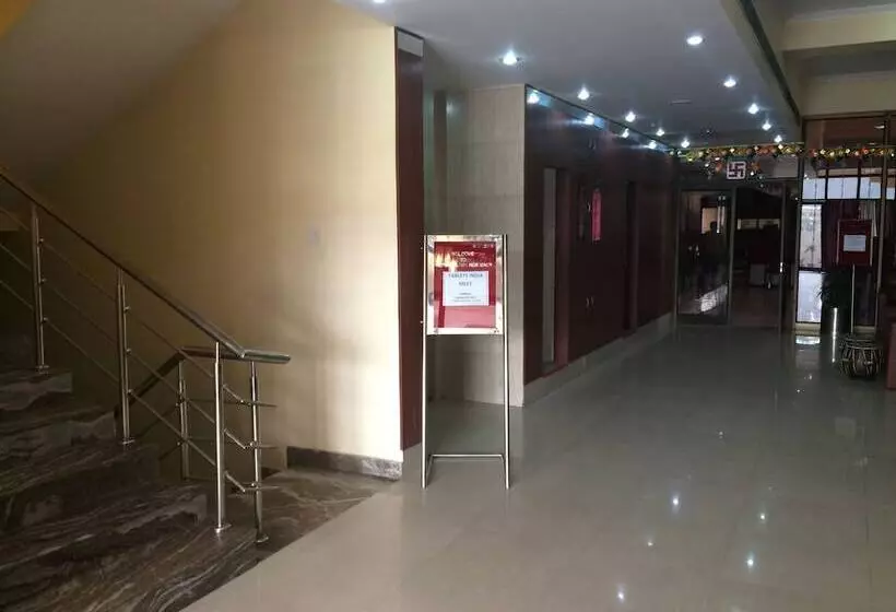 Hotel Maiden Residency