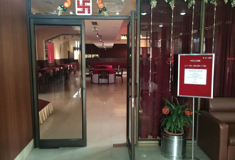 ホテル Maiden Residency