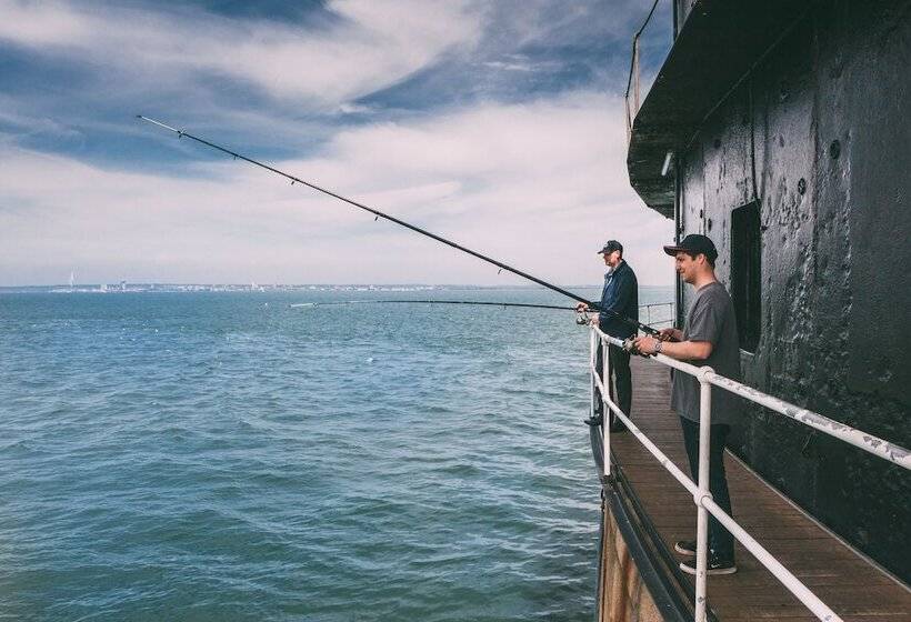 فندق No Man's Fort