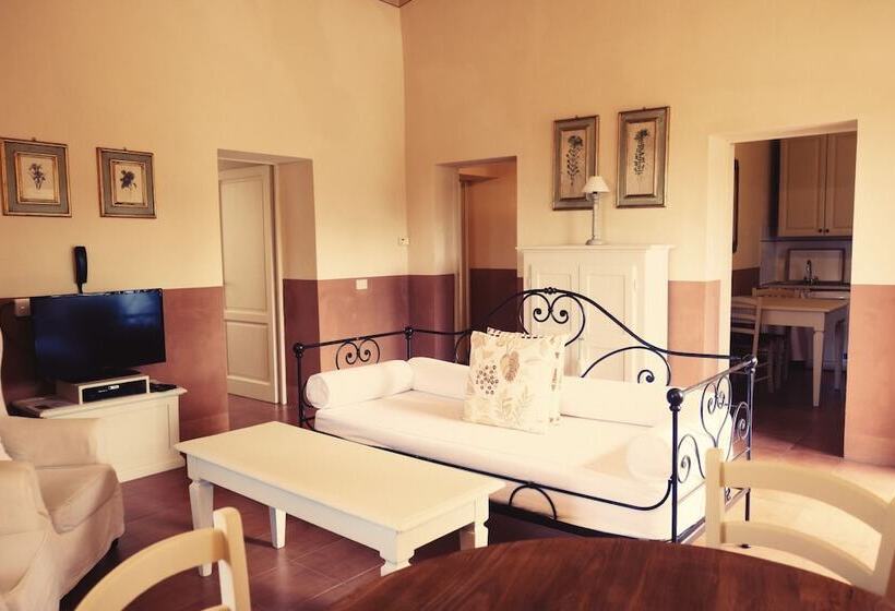 Отель Poggio Cornetto