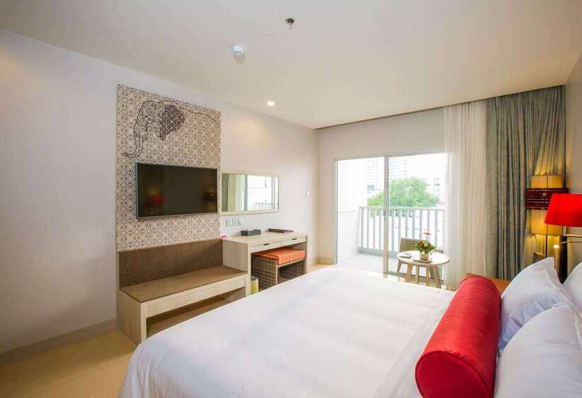 酒店 Ramada By Wyndham Phuket Deevana