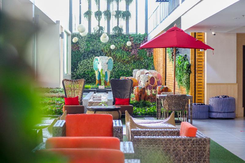 فندق Ramada By Wyndham Phuket Deevana