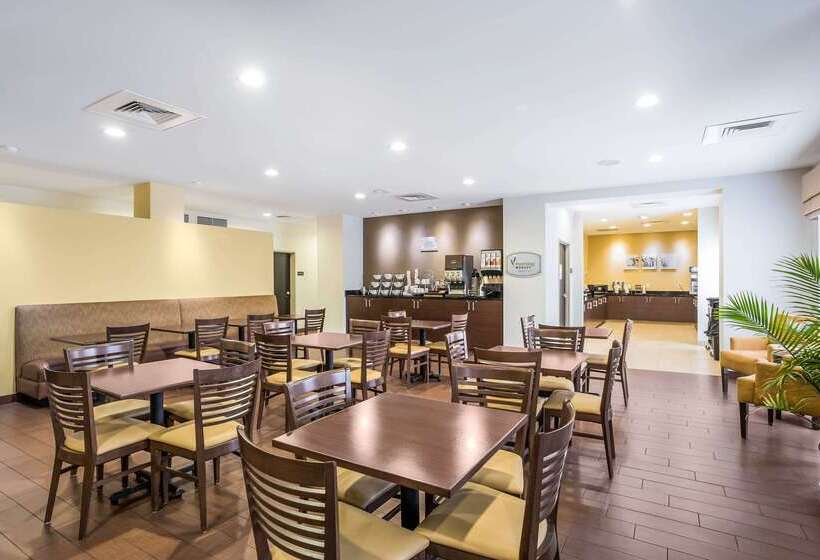Отель Sleep Inn & Suites Hannibal