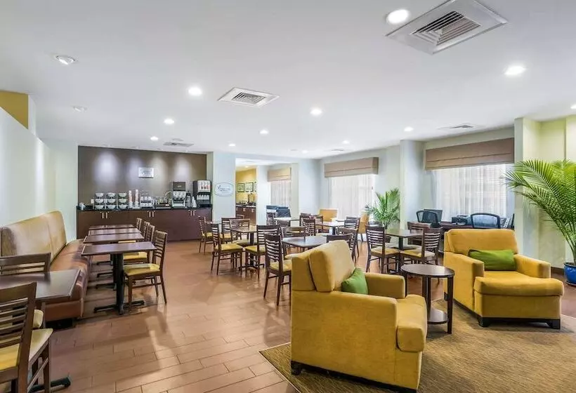 Отель Sleep Inn & Suites Hannibal