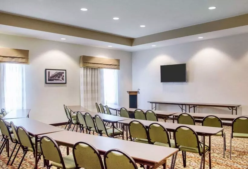 فندق Sleep Inn & Suites Parkersburg