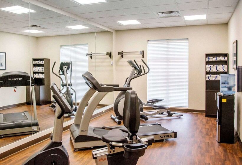 هتل Sleep Inn & Suites Parkersburg