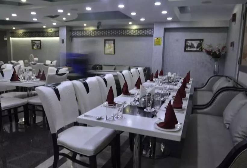 Hotel Sudesh Tower