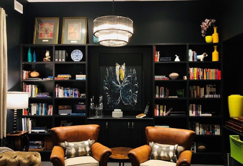 Отель The Dudley Boutique