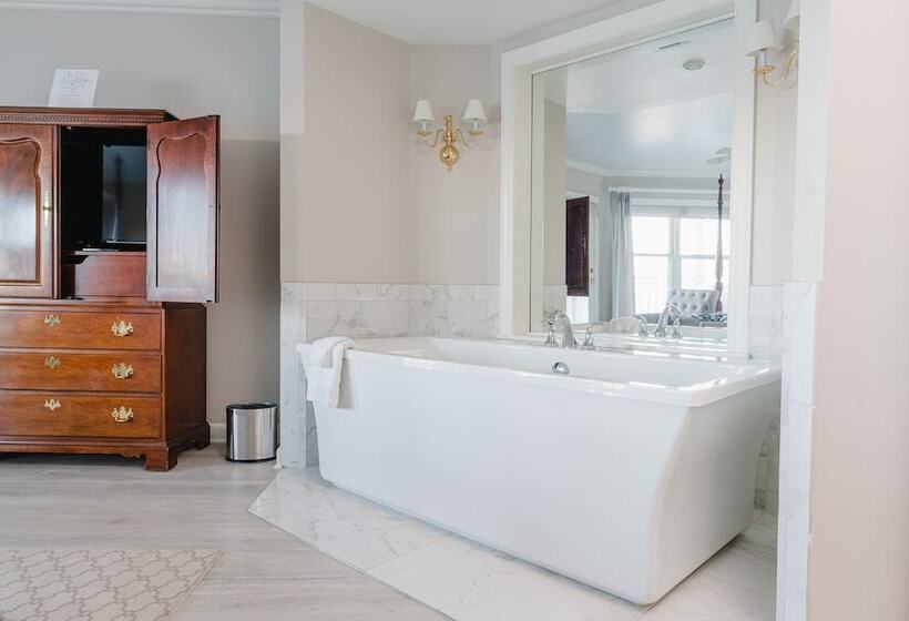 فندق The Geneva Inn