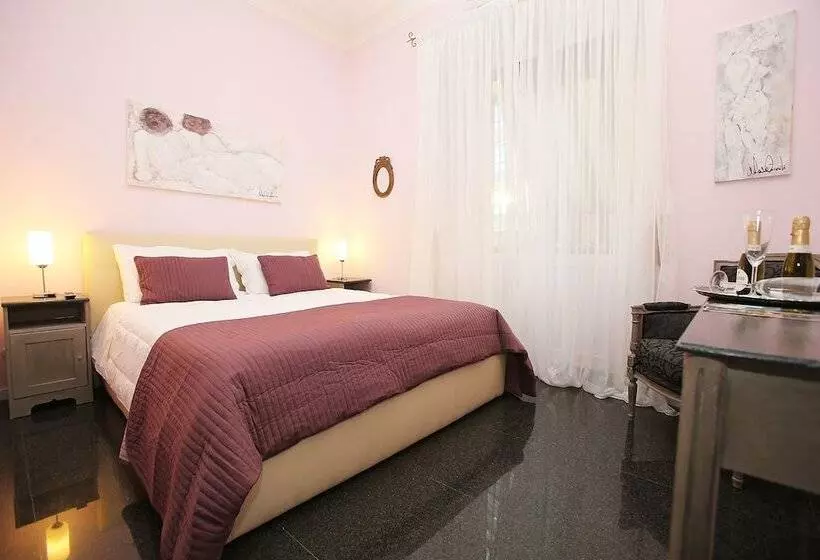 Majatalo Amica Roma Guest House