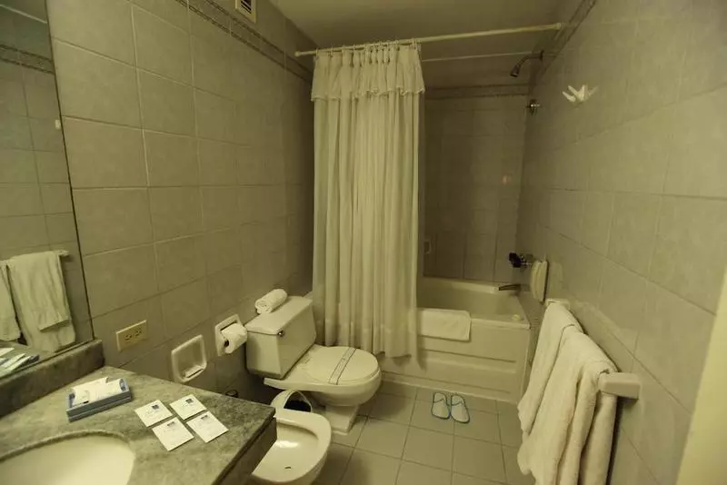 Suites Plaza Las Flores