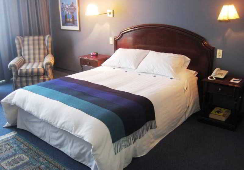 Suites Plaza Las Flores